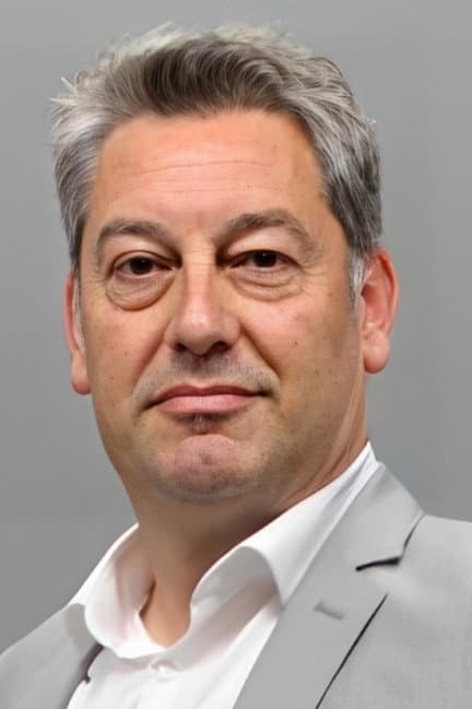 Özhan Carda profile