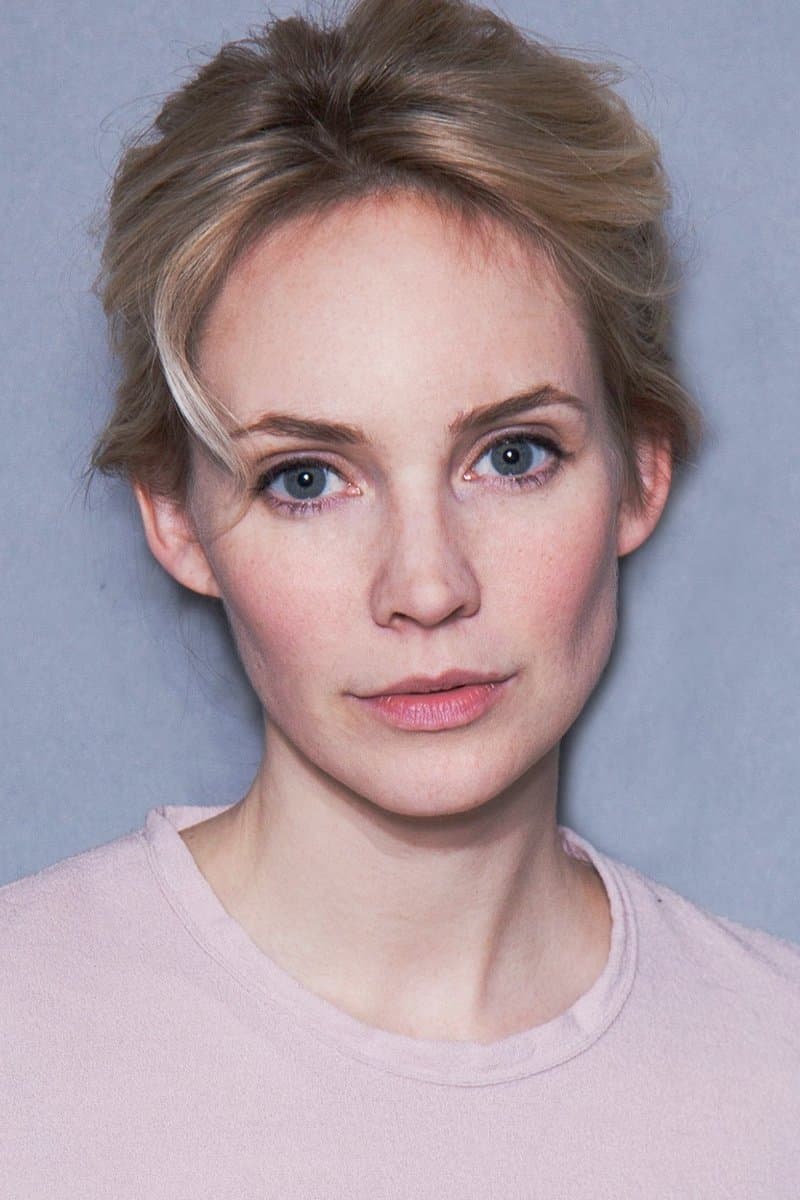 Bracha van Doesburgh profile