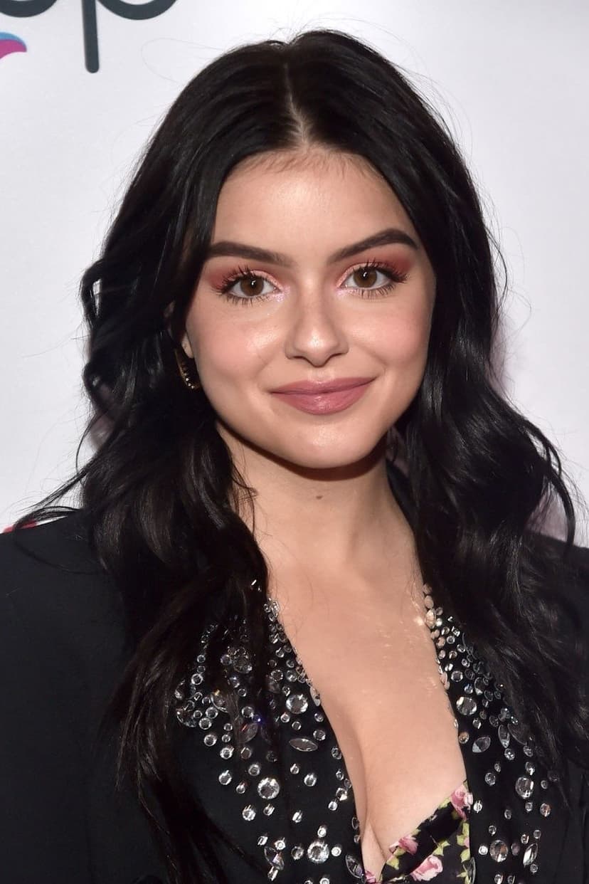 Ariel Winter profile