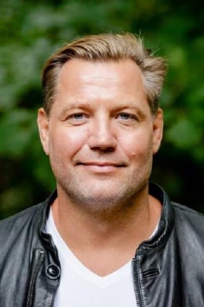 Dennis van der Geest profile