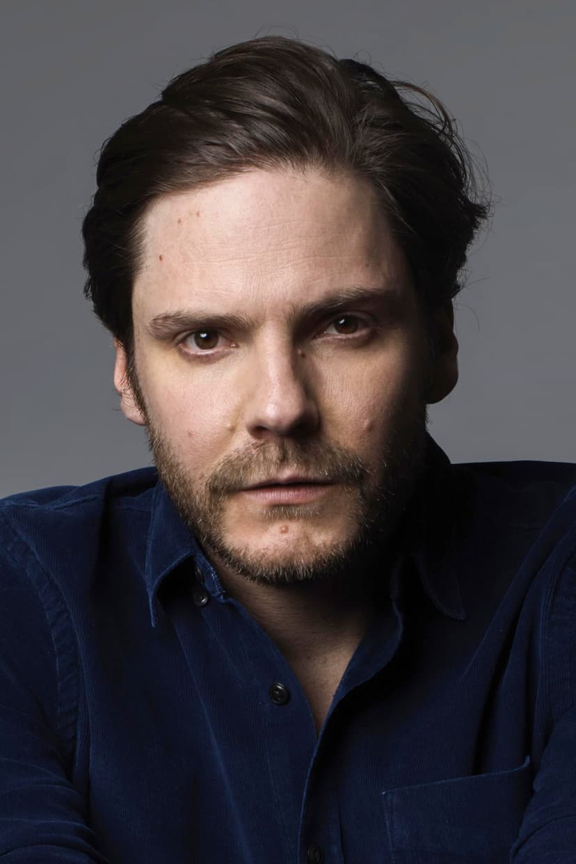 Daniel Brühl profile