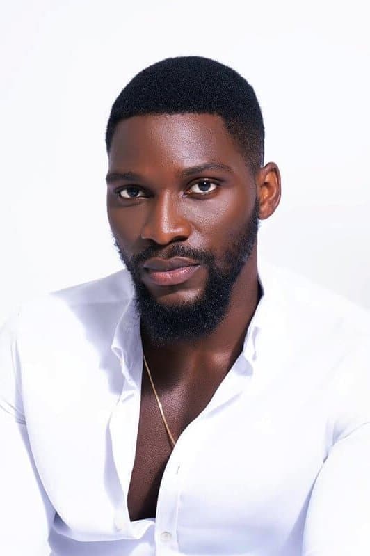 Tobi Bakre profile