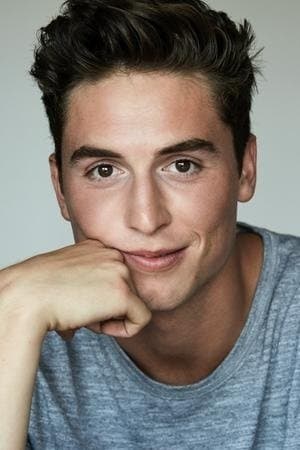 Benito Skinner profile