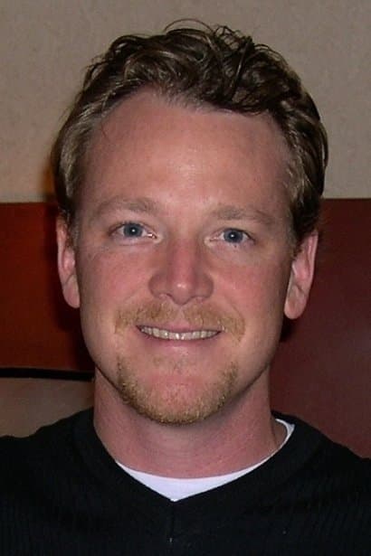 Robert Duncan McNeill profile