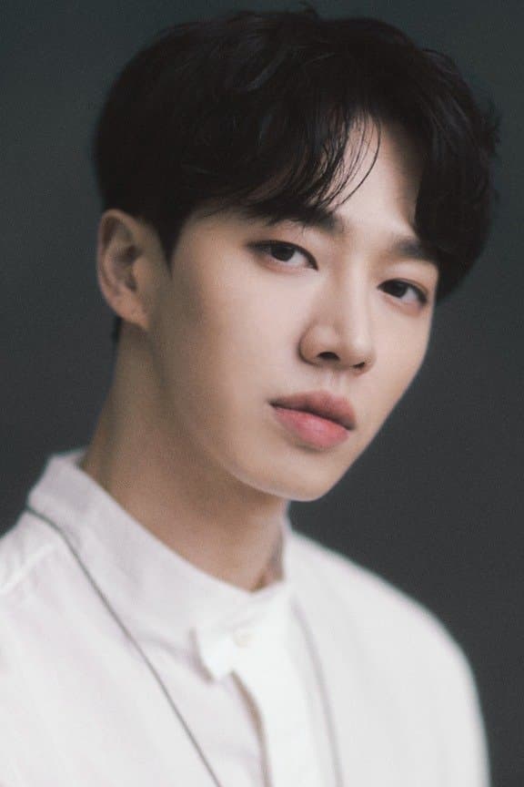 Lee Gi-kwang profile