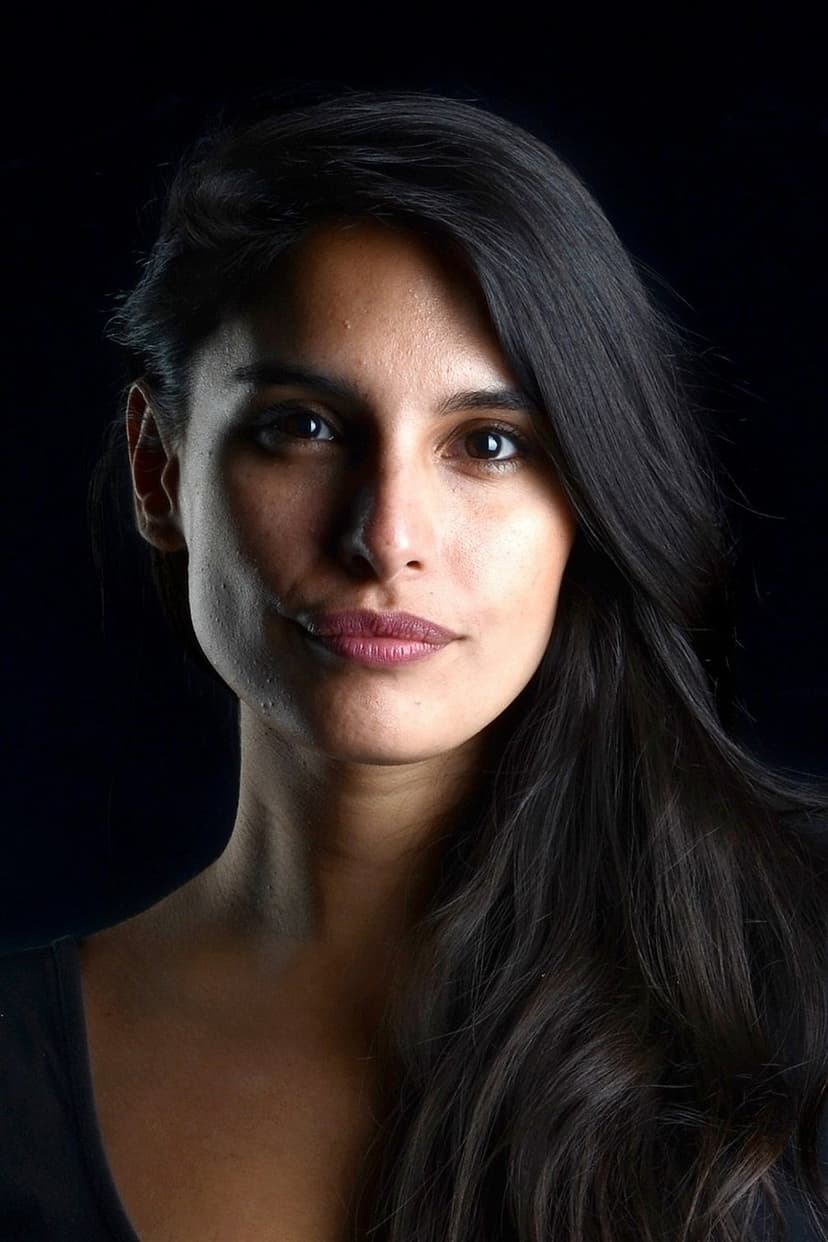Constanza Araya profile