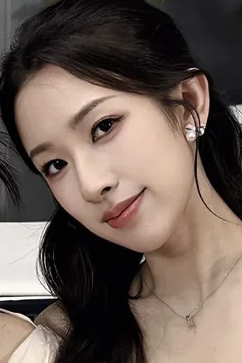 梁潇雨 profile