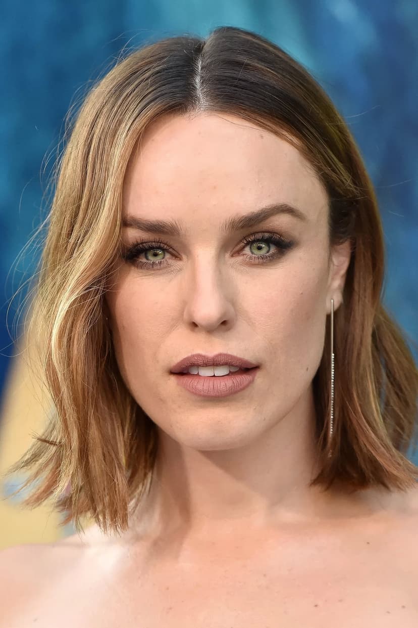 Jessica McNamee profile