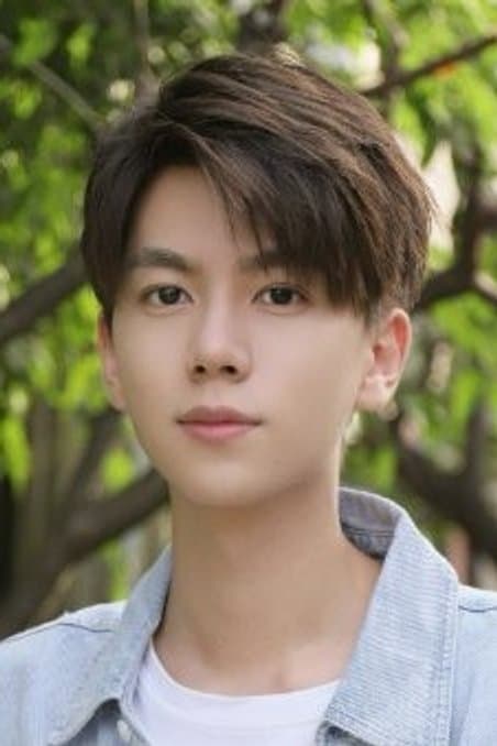 Pan Yihong profile