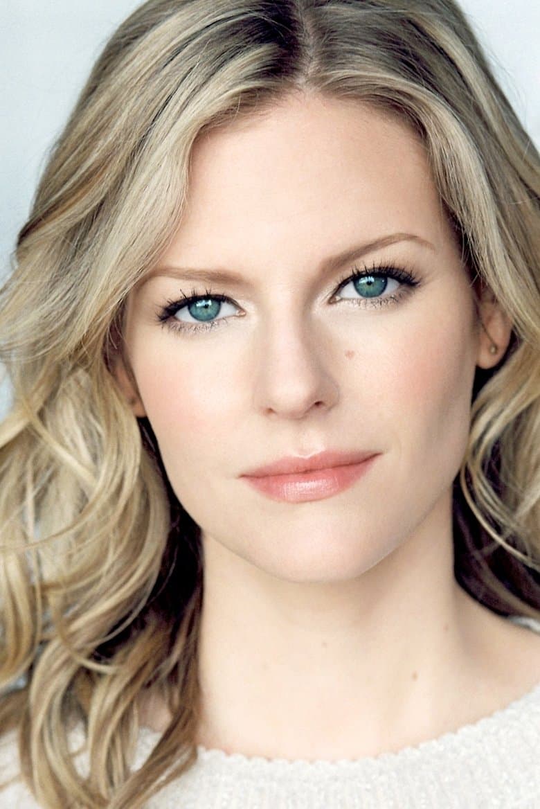 Chelsey Crisp profile