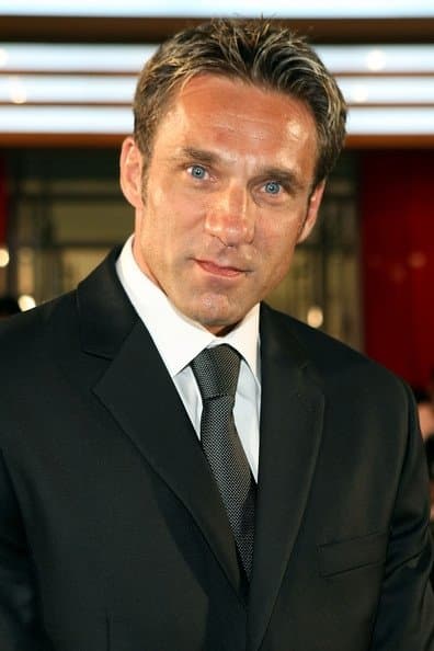 Gary Daniels profile