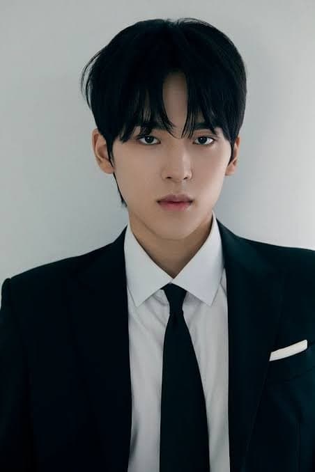 Moon Seong-hyun profile