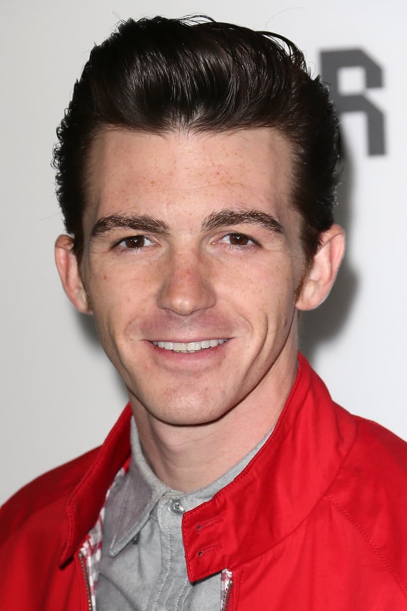 Drake Bell profile