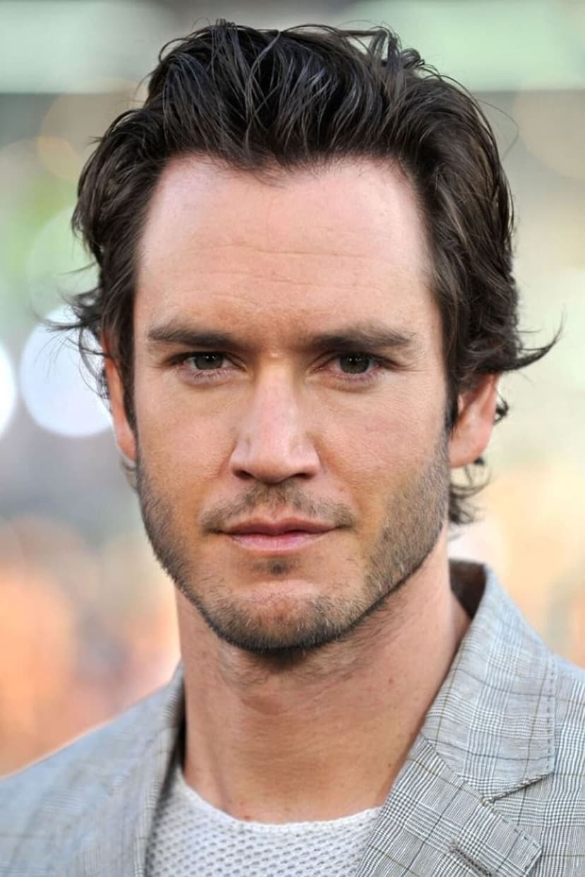 Mark-Paul Gosselaar profile