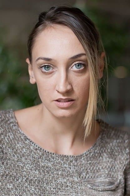 Ilona Brezoianu profile