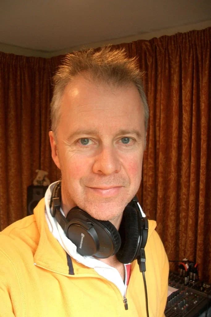 Robbie Stevens profile
