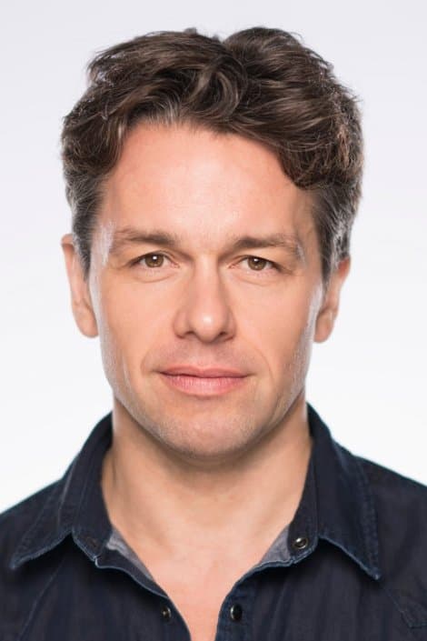 Julian Ovenden profile