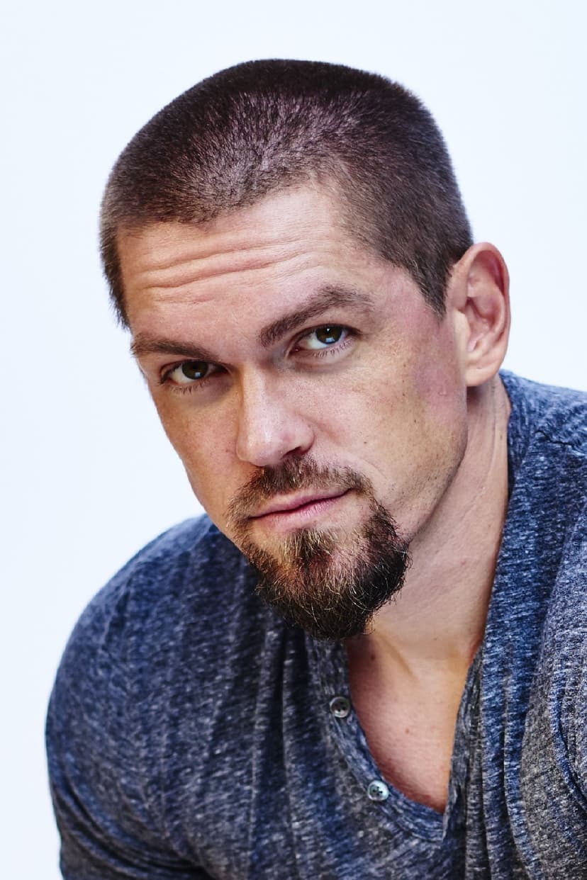 Steve Howey profile