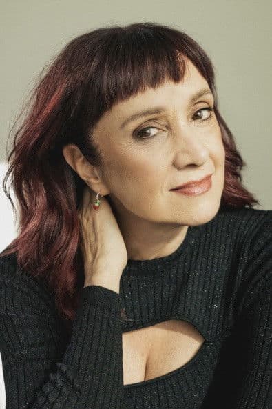 Violette Chauveau profile