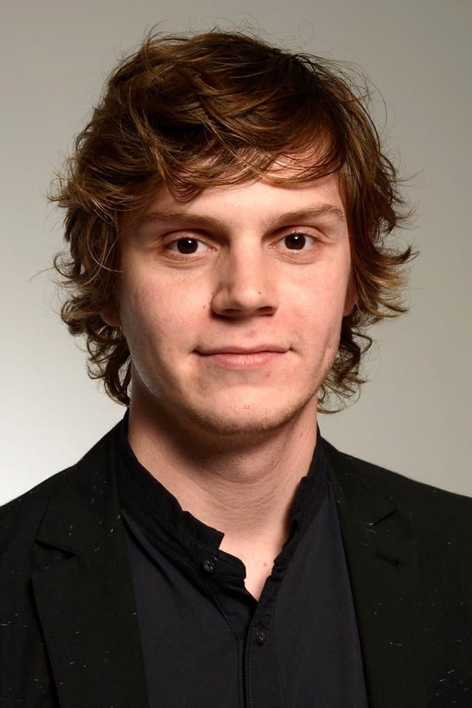 Evan Peters profile