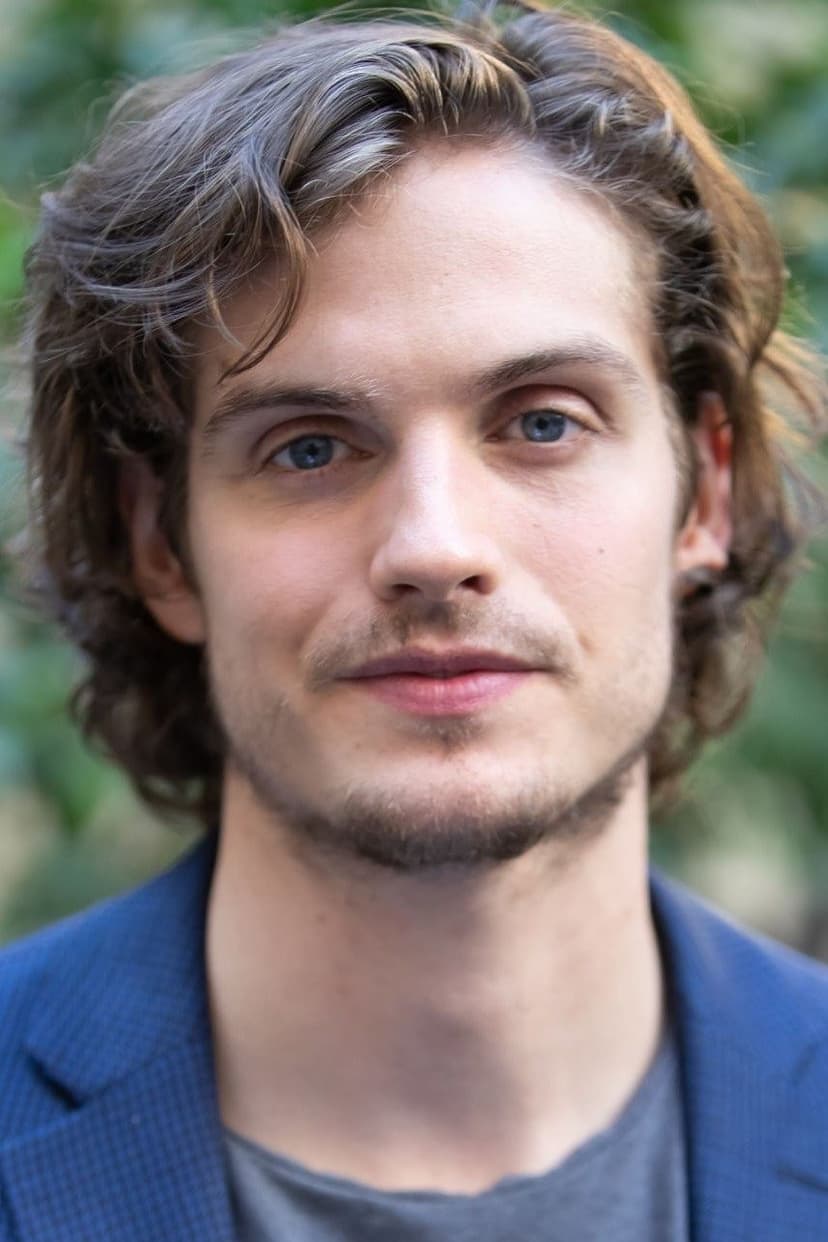 Daniel Sharman profile