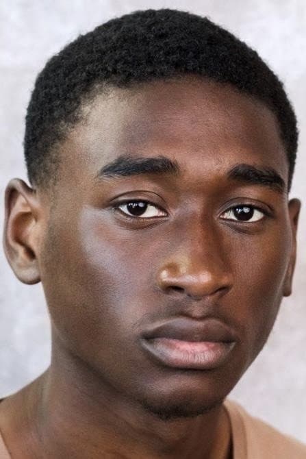 Tienne Simon profile