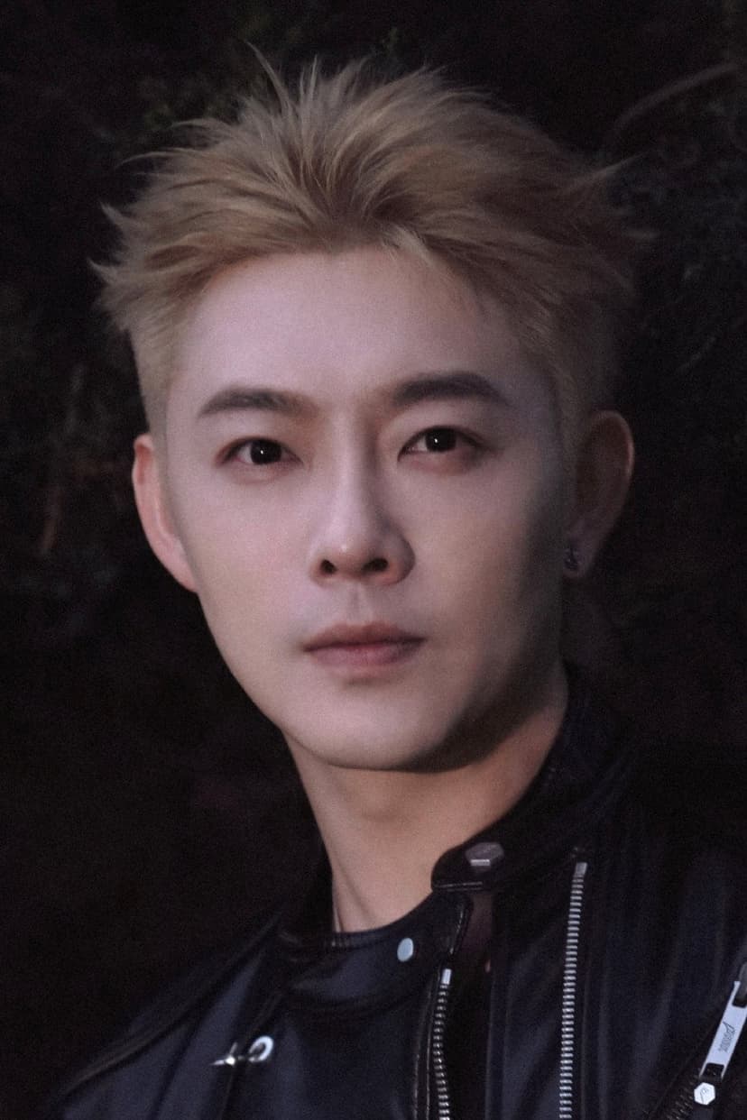 Dong Baoshi profile