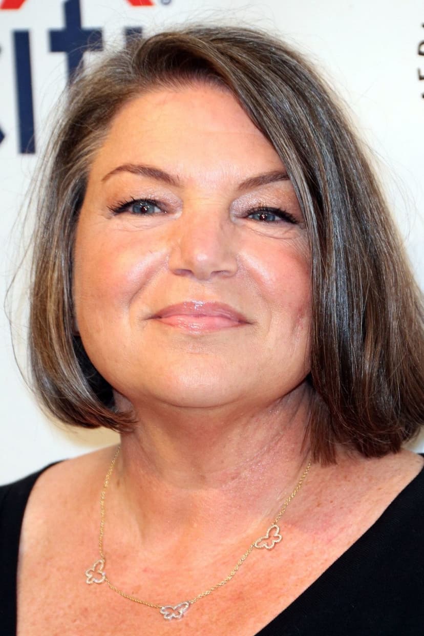 Mindy Cohn profile