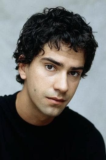 Hamish Linklater profile