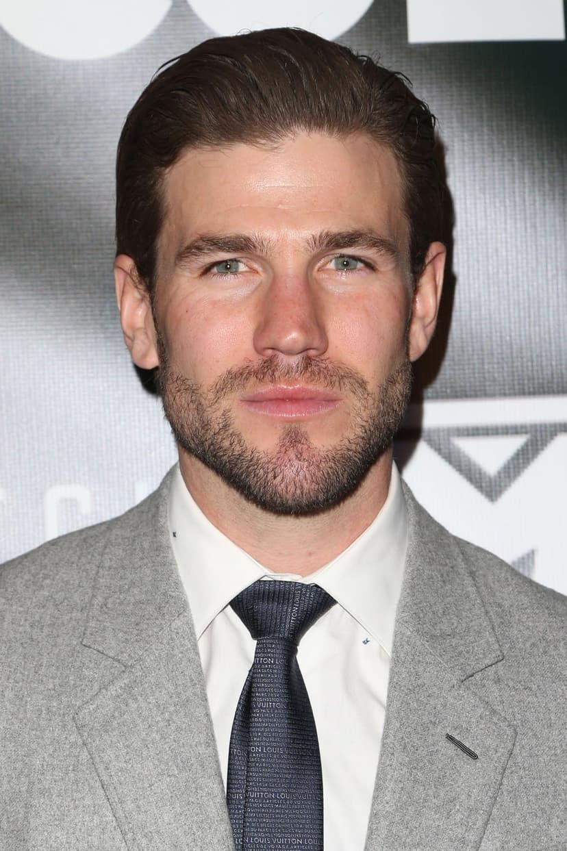 Austin Stowell profile