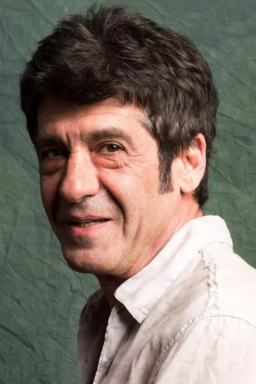 İştar Gökseven profile