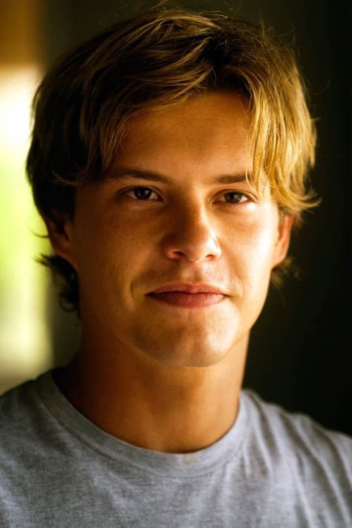 Xavier Samuel profile