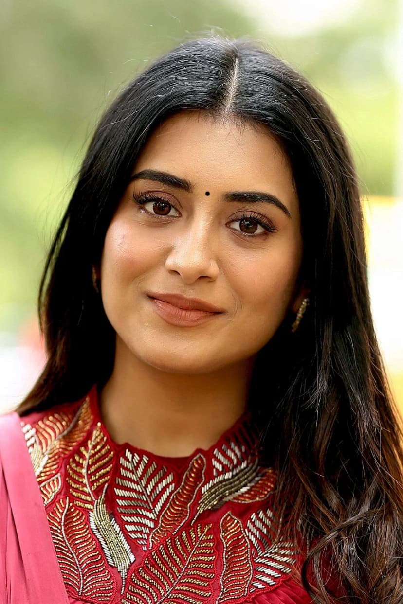 Raashi Singh profile