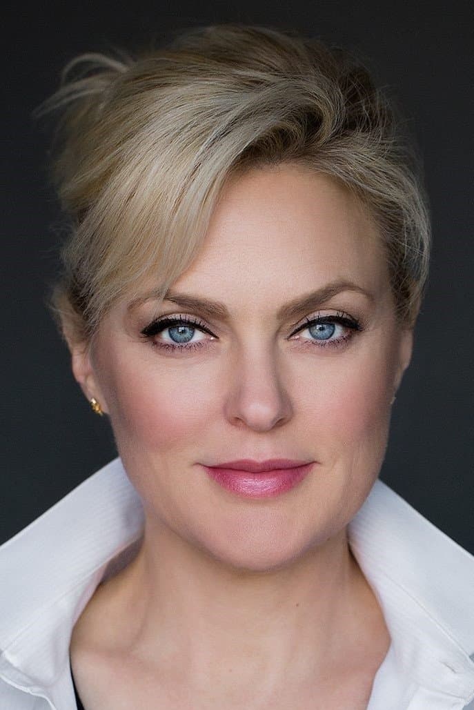 Elaine Hendrix profile