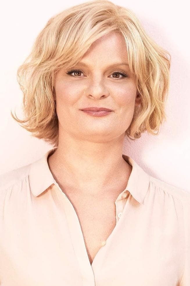 Martha Plimpton profile