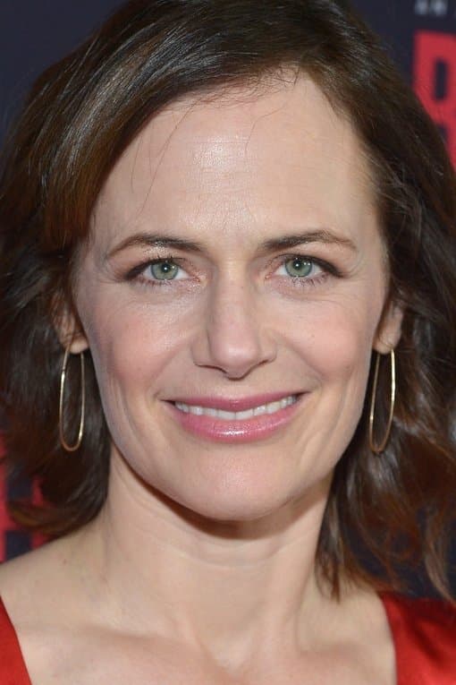 Sarah Clarke profile