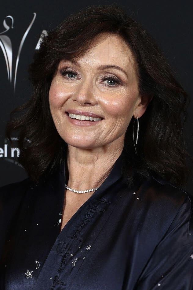 Essie Davis profile