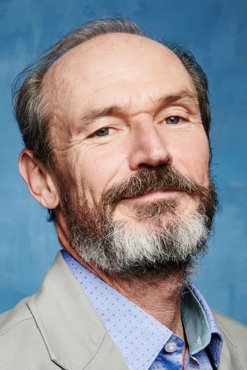 Toby Huss profile