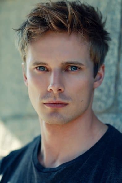 Bradley James profile