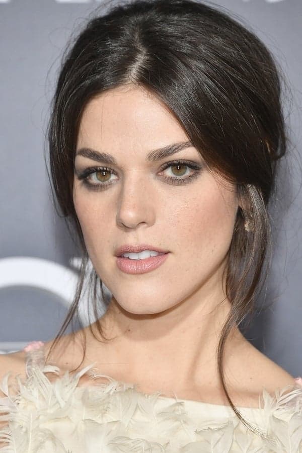 Callie Hernandez profile