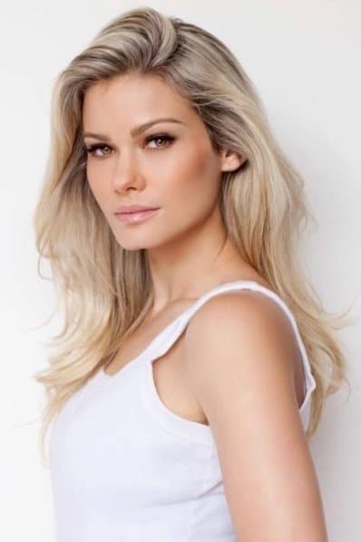 Karen Junqueira profile