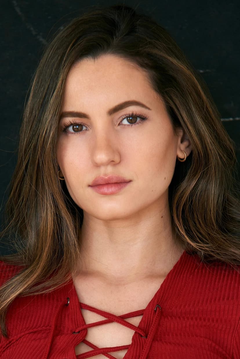 Ivana Baquero profile