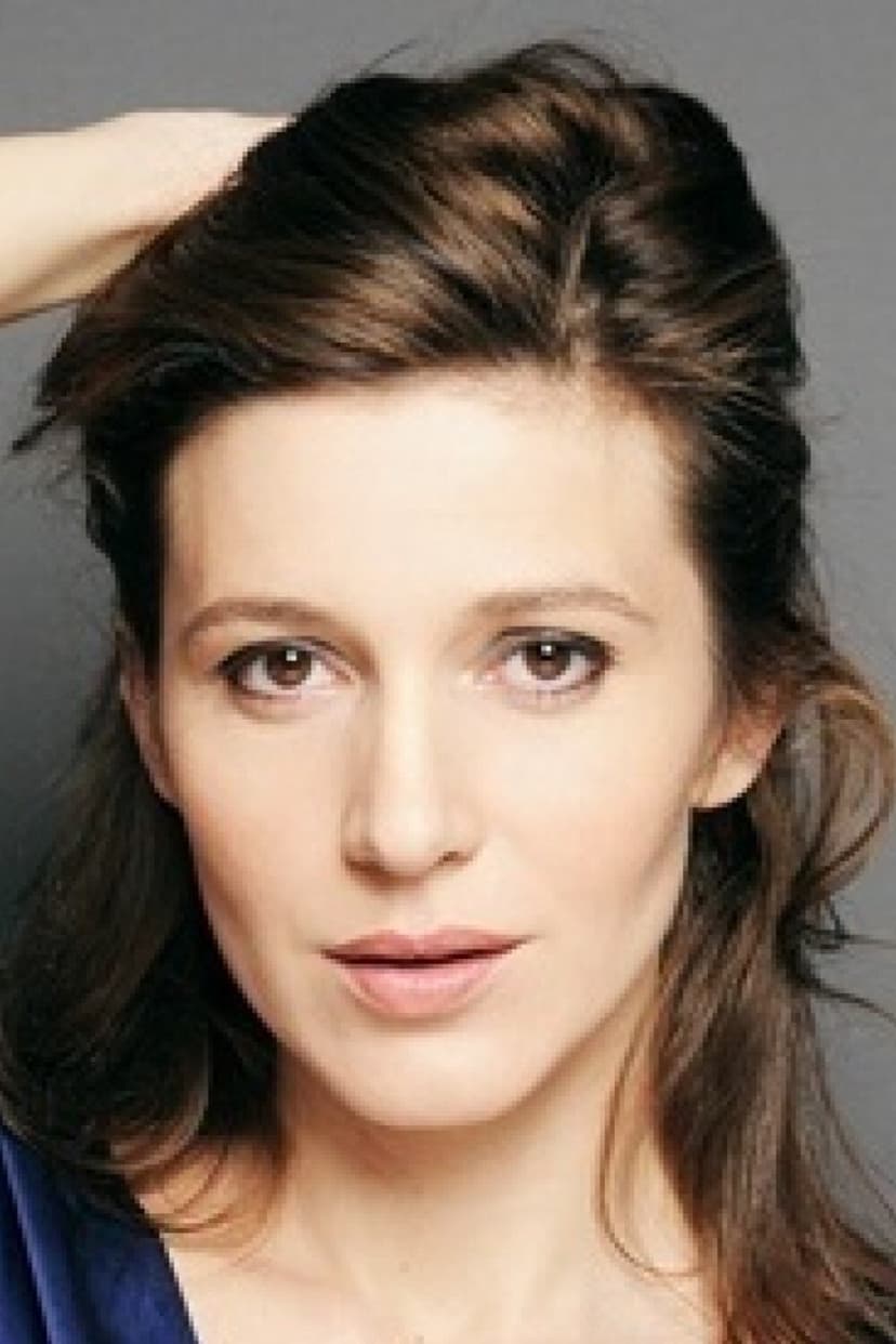 Caroline Ducey profile