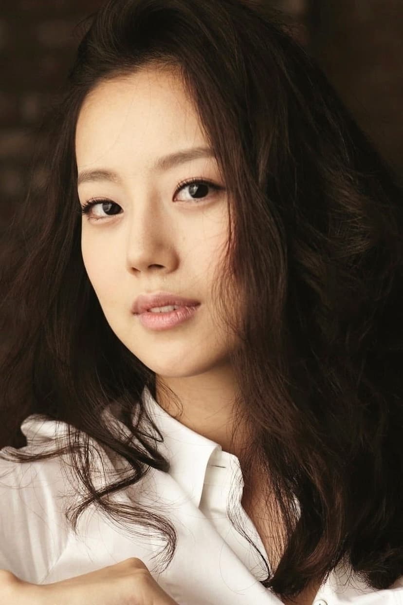 Moon Chae-won profile