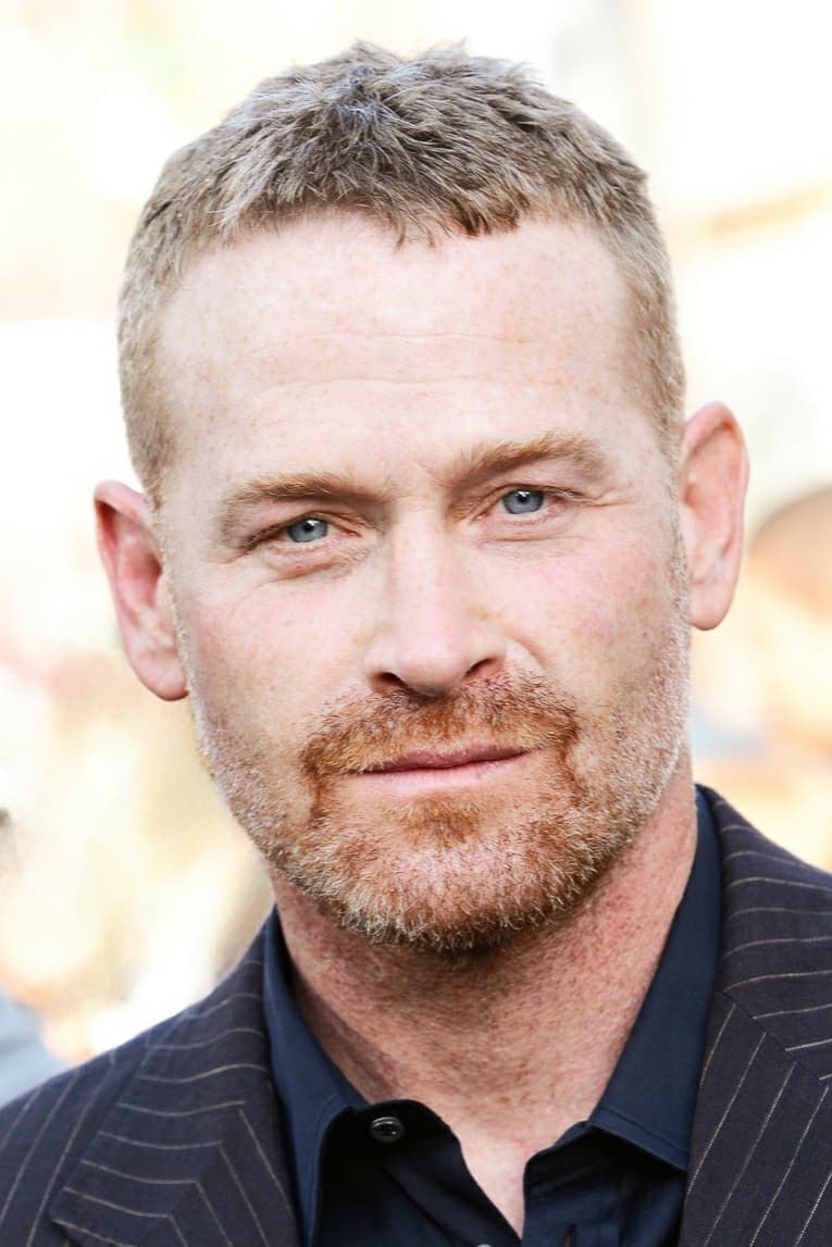 Max Martini profile