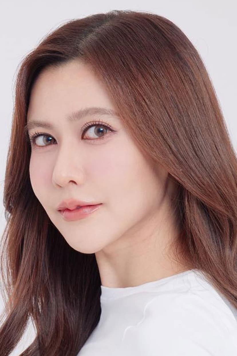 Kanteera Wadcharathadsanakul profile