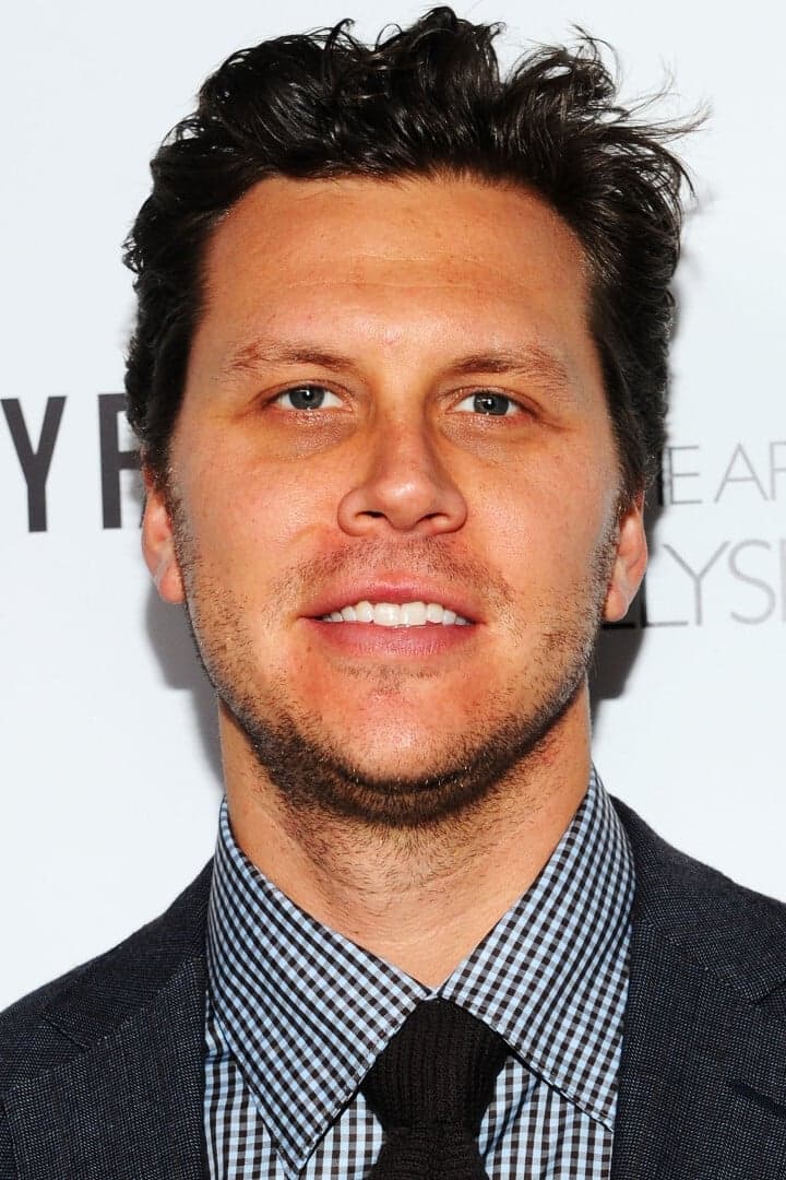 Hayes MacArthur profile