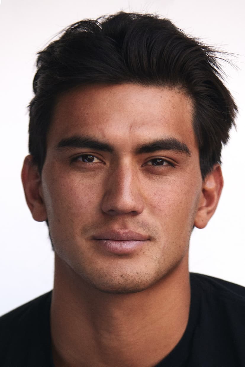 Laird Akeo profile