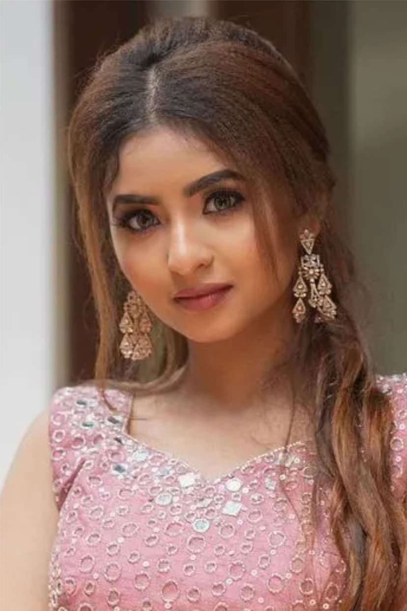 Navani Devanand profile