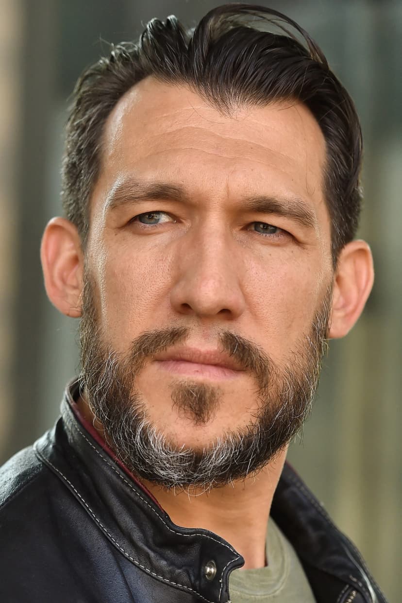 Steve Luna profile